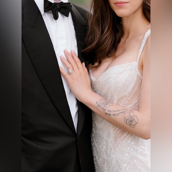 Pallas Couture “Bellamy” inspired wedding dress - Picture 8 of 10